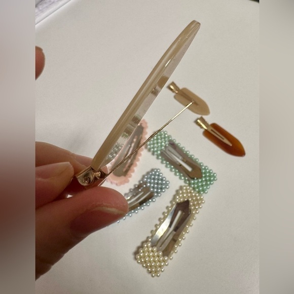 A New Day Faux Pearl Large Hair Clip Set + NO CREASE HAIR STYLING CLIPS - 3 PACK - Picture 6 of 12